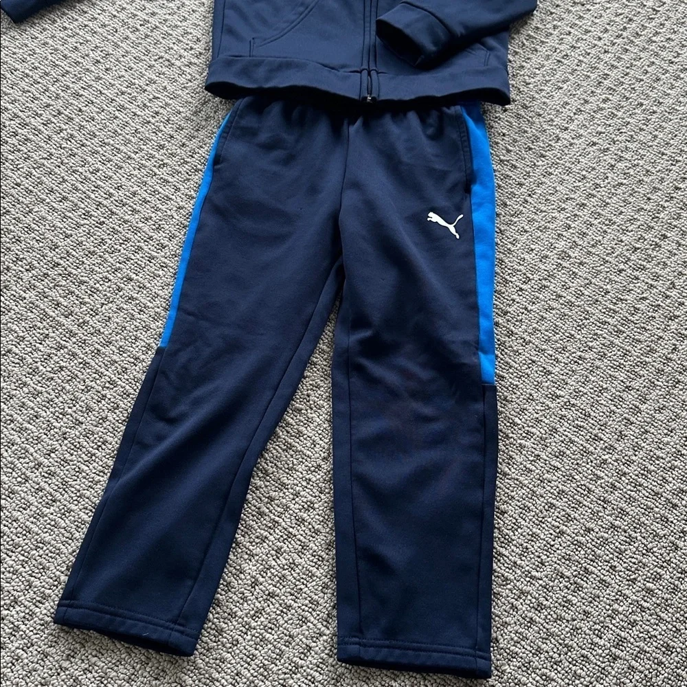 Puma Youth  Blue Hoodie Set
Size 6 - Picture 4 of 4